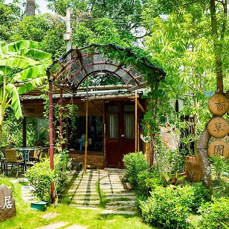 Chuan Ya Ju Homestay Qishan Exteriör bild