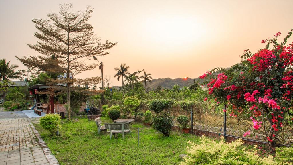 Chuan Ya Ju Homestay Qishan Exteriör bild