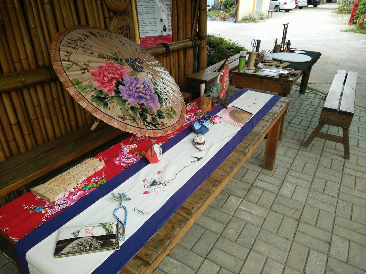 Chuan Ya Ju Homestay Qishan Exteriör bild